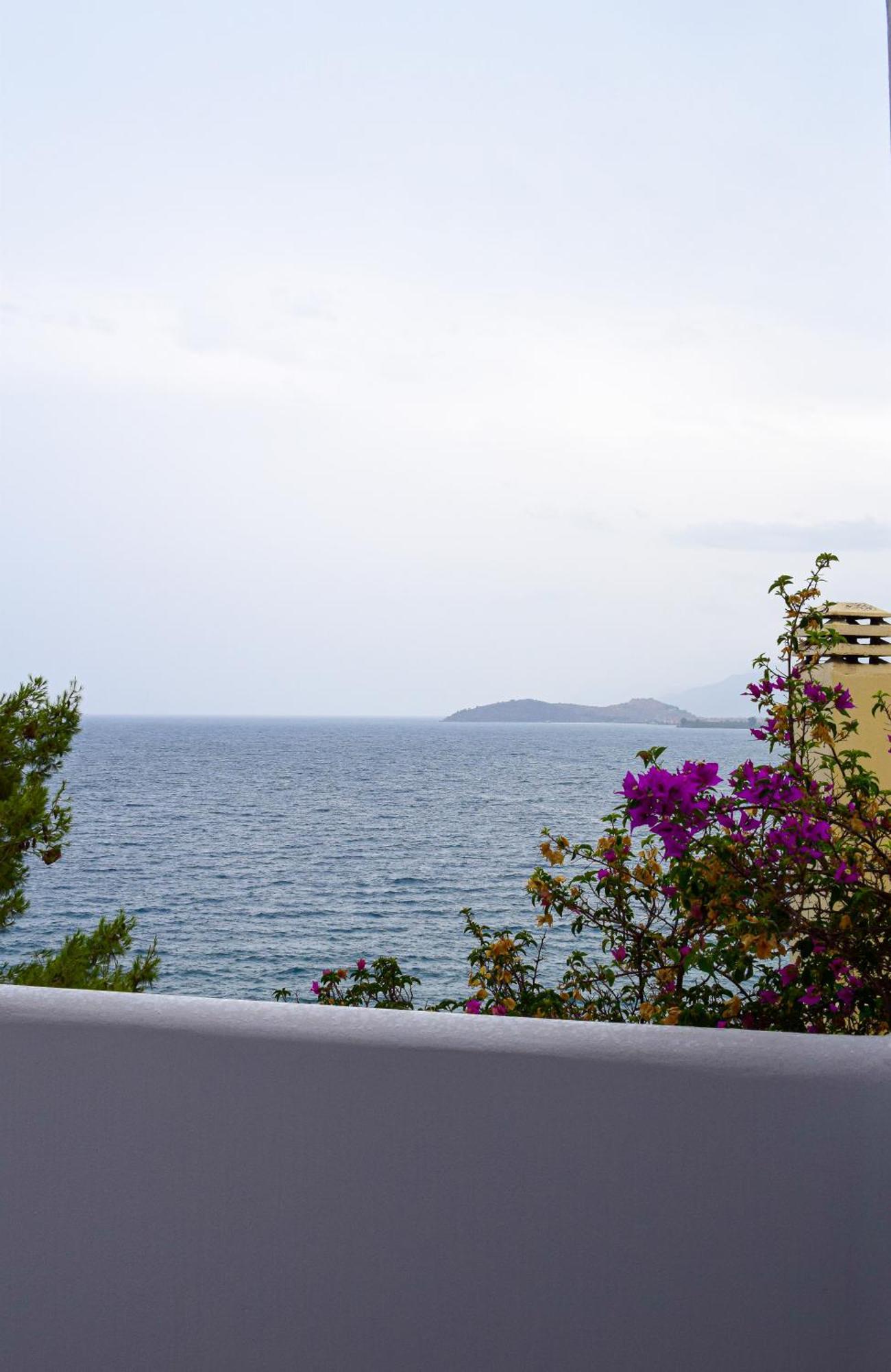 Muses Seaside Villas Paralio Astros Ngoại thất bức ảnh